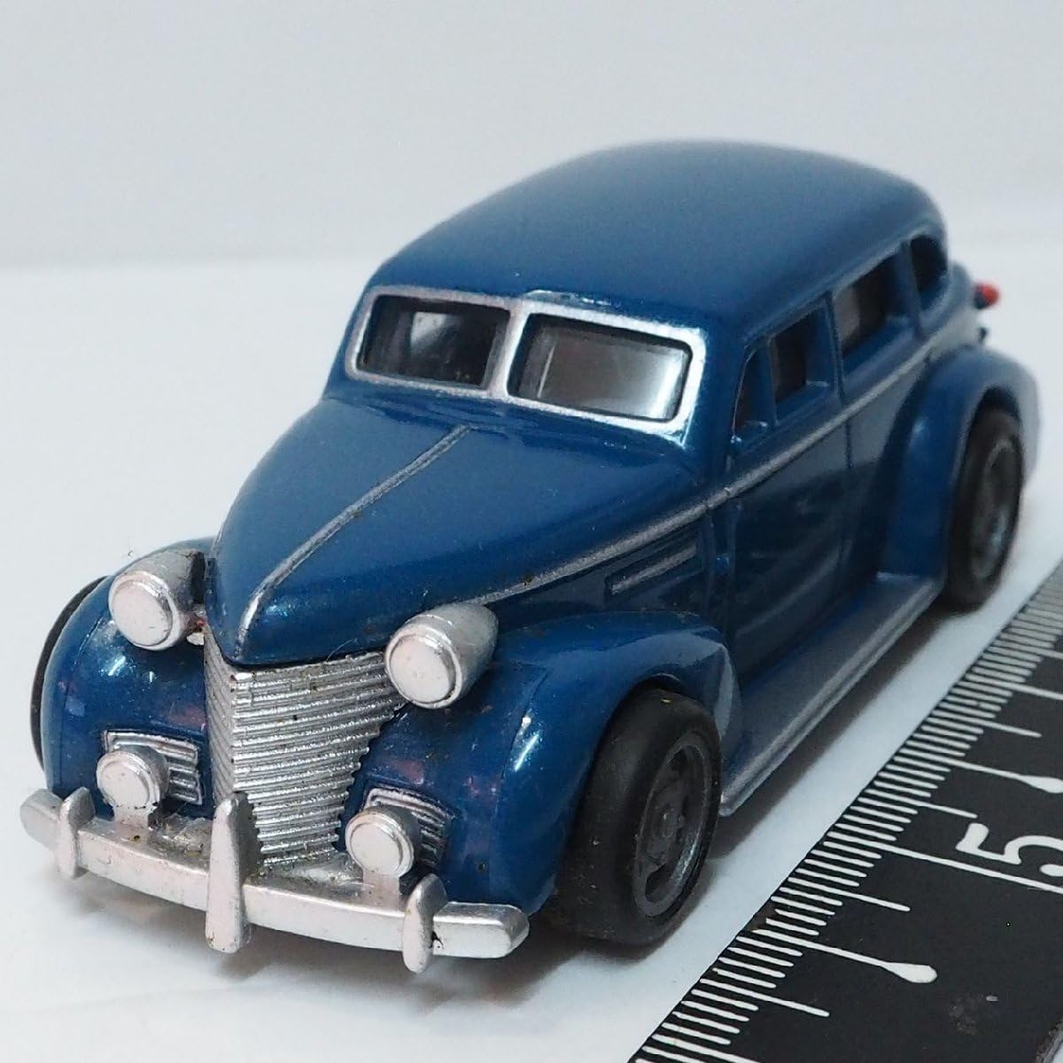 1:18 ミニカー Chevrolet Deluxe / シボレー デラックス 1:18 ミニカー Chevrolet Deluxe / シボレー デラックス